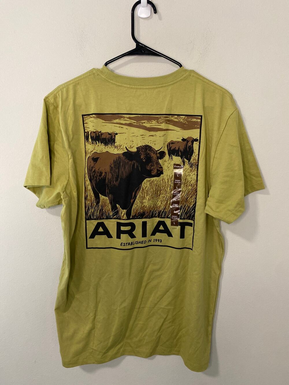 New Ariat Grazers Graphic T-Shirt Tent Green Men’s Size Large